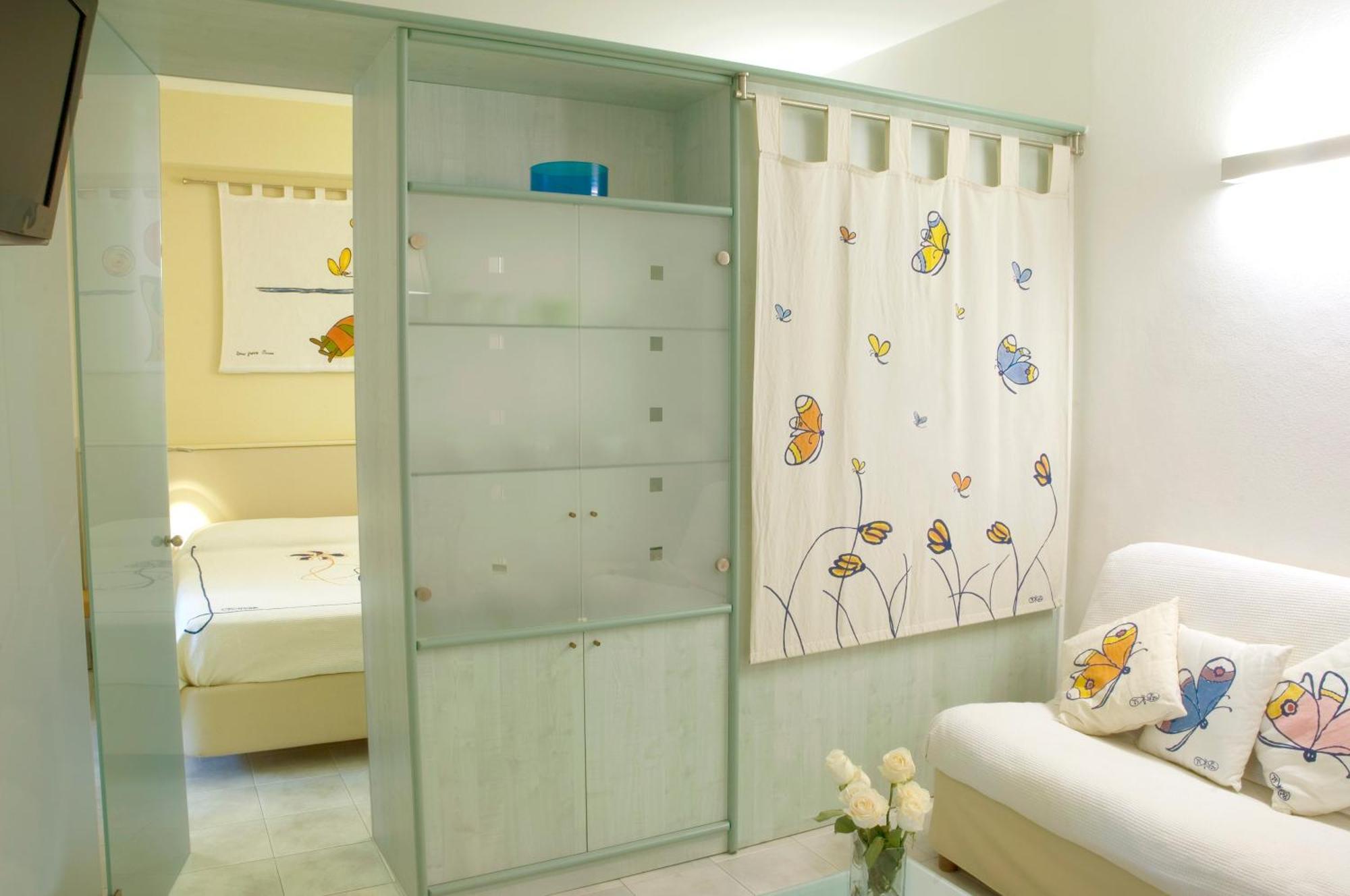 تّشيرفييا Hotel Eros Residence المظهر الخارجي الصورة