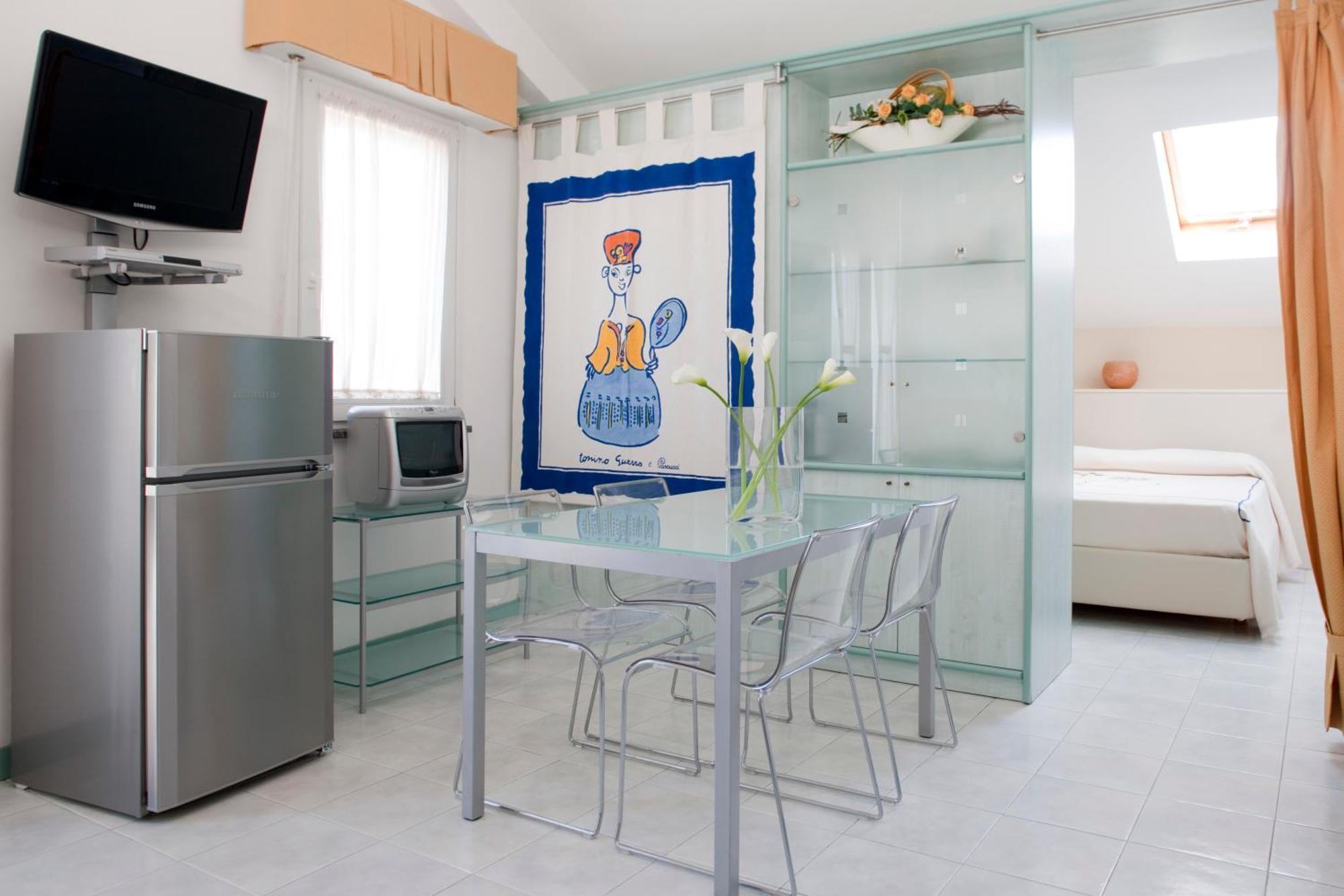 تّشيرفييا Hotel Eros Residence المظهر الخارجي الصورة