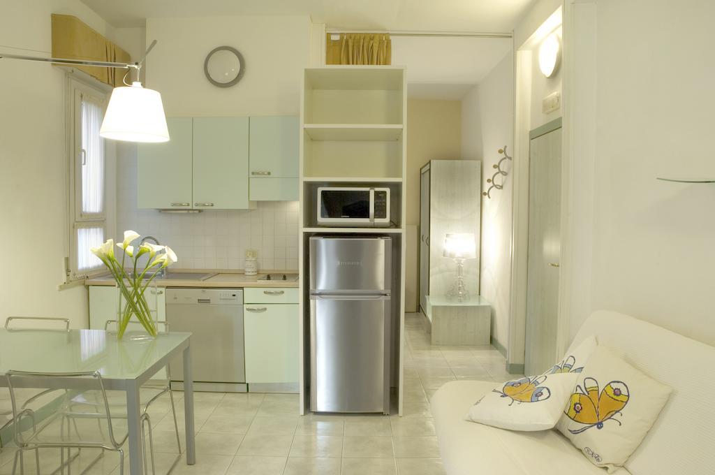 تّشيرفييا Hotel Eros Residence المظهر الخارجي الصورة