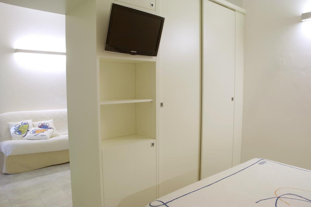 تّشيرفييا Hotel Eros Residence المظهر الخارجي الصورة